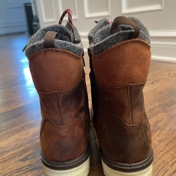 Kamik Brown Lace-Up Winter Boots women’s 9 US EUC - Picture 5 of 15